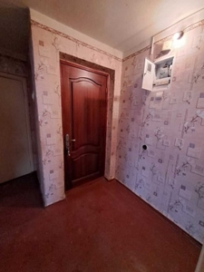 Продам 4-и кімнатну квартиру в центрі Новомиколаївки.,