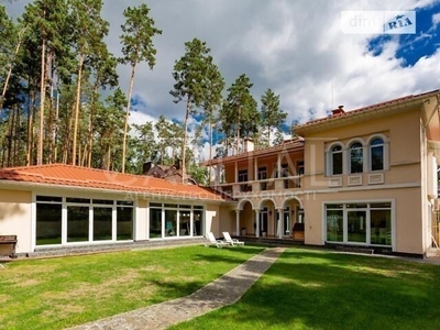 Продаж 2 поверхового будинку з балконом 640 кв. м, 7 кімнат, на вул. Лісова