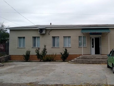 Предлагается к продаже фасадное отдельно стоящее здание в г. Болград