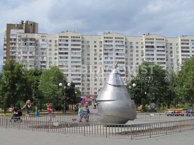 Трехкомнатная квартира ул. Драгоманова 44а в Киеве G-1981295 | Благовест
