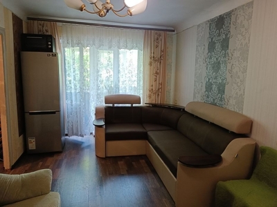 Аренда 3х комнатной квартиры центр ЦУМ киевская можно на короткий срок