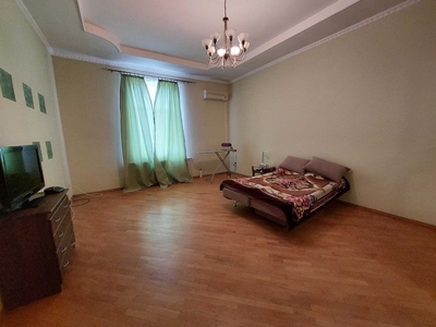 Продаж 2 кім. квартира 60.3 м. кв. вул. Олесницького 1 м. Стрий