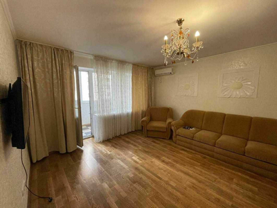 посуточная аренда 2-к квартира Киев, Голосеевский, 700 грн./сутки
