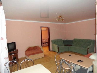Арендовать двухкомнатною квартиру в Одессе общей площадью 38 м2 на 3 этаже по адресу