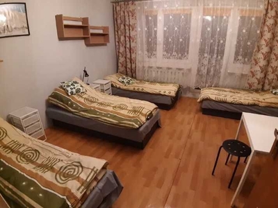 Сдам подселение в комнату в Киеве Общежитие Метро Дворец Украина