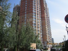 Трехкомнатная квартира ул. Коновальца Евгения (Щорса) 32г в Киеве H-41767