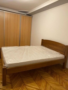 Оренда 2-кімнатної квартири на вул. Богдана Хмельницького 267