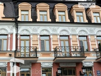 Продаж 3 поверхового будинку 1490 кв. м, 10 кімнат, на вул. Притисько-Микільська