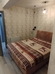 Отличная 2-х комнатная квартира, центр, Новосельского