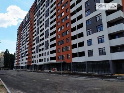 Продаж 3к квартири 800 кв. м на вул. Володимира Качали 40