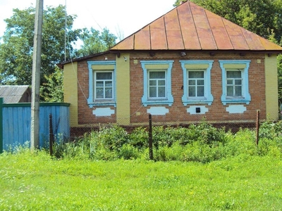Дом в селе Бобрык