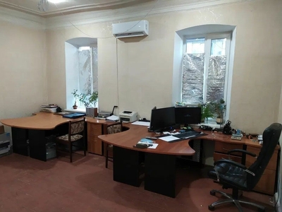 3-комнатная квартира под офис или жильё, район Грязнова, Торг