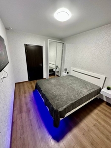 Продам СРОЧНО НОВУЮ 1-комнатную квартиру в Новострое