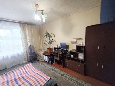 Продам 2-х комнатную квартиру в центре Новомосковска