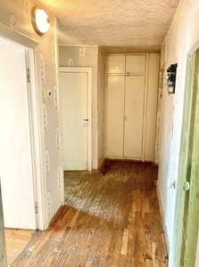 2-к квартира в районе Титова, раздельные комнаты