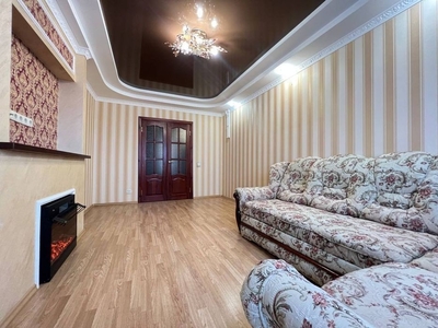 3 кімнатна квартира на Шухевича ремонт меблі техніка.