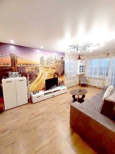 Продается 3к квартира с хорошим ремонтом ул. Савченко низ Рабочей