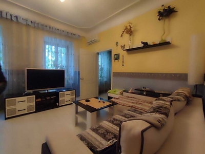 Продам 3-комнатную квартиру с ремонтом в центре Одессы