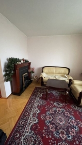 Продається трьох кімнатна квартира в центрі Тисмениці