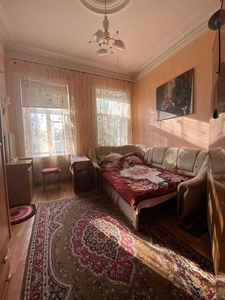 Продам двох кімнатну квартиру на вул. Дмитра Скоробогатова