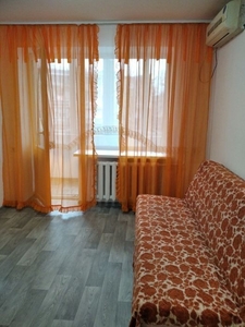 Сдам 1-комнатную квартиру в Приморском районе на Среднефонтанской