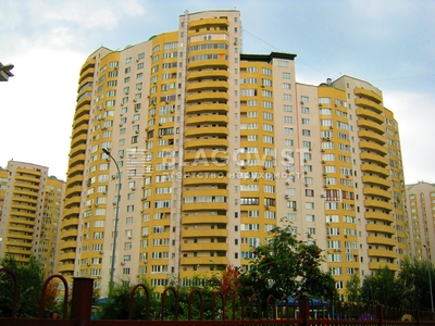 Трехкомнатная квартира долгосрочно ул. Днепровская наб. 19а в Киеве R-57112