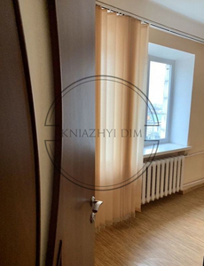 Отличная трехкомнатная квартира в Шевченковском районе.Код: 21120521