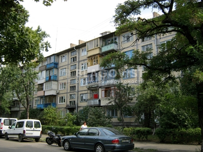 Трехкомнатная квартира Верховного Совета бульв. 10 в Киеве G-574366