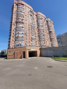 Пятикомнатная квартира ул. Срибнокильская 14а в Киеве G-818795