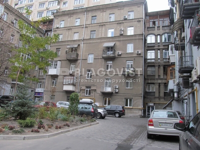 Трехкомнатная квартира Бессарабская пл. 5 в Киеве G-957023