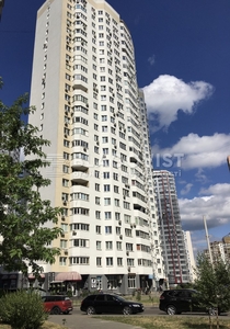 Трехкомнатная квартира ул. Пчелки Елены 8 в Киеве G-513676