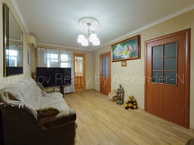 Комитетская: продам красивую 3-4к квартиру в уютном районе Молдаванки!