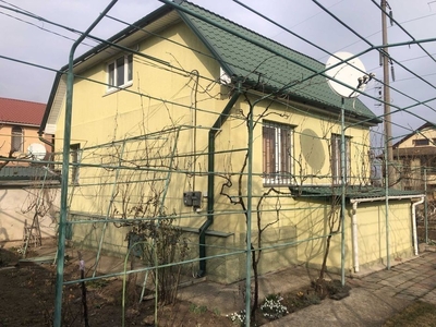 Дом возле г. Черноморск с видом на водоем.