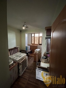 Продаж 3-х кімнатноі квартири на Осипенко, можливо під бізнес.