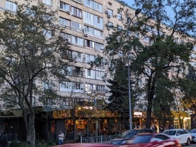 Продаж двокімнатна квартира, вул. Русанівська набережна, 10 ж/масив Руcанівка