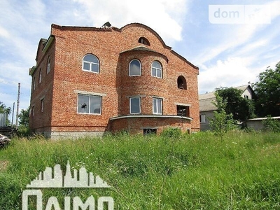 Продажа 2 этажного дома с балконом и участком на 12 соток, 250 кв. м, 5 комнат, на ул. Луговая