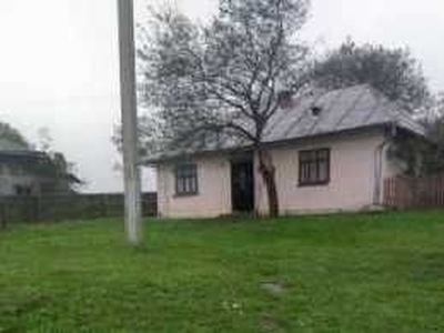 Будинок з двома добудовами біля Чорткова село ЗаліСся.