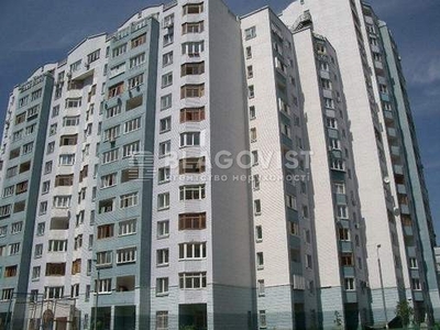 Трехкомнатная квартира ул. Ахматовой 16б в Киеве C-112195 | Благовест