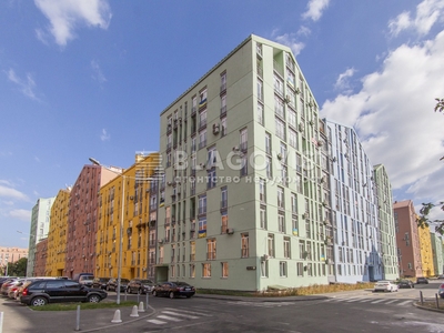 Трехкомнатная квартира долгосрочно ул. Регенераторная 4 корпус 3 в Киеве R-56853 | Благовест