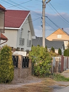 Продам новий будинок на околиці Ужгорода, район Доманинці