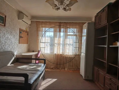 Продаж роздільної 2-х кімнтаної квартири на Борщагівці. № 21143935