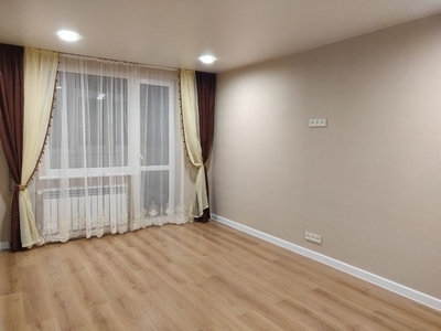 Продам 2 комнатную квартиру возле метро алексеевская