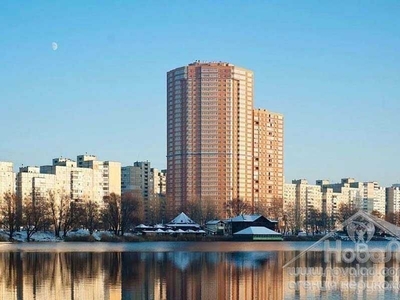 SAV Предлагается 2-комнатная видовая квартира в Дарницком р-не