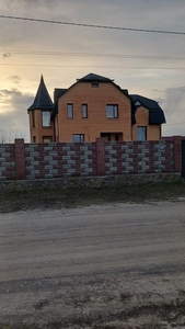 Продам будинок в м. САРНИ