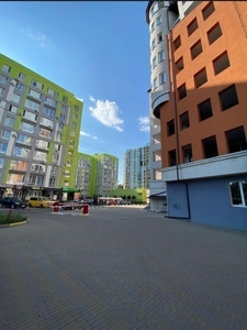 3к квартира 118 м. кв з терасою в центрі Ірпіня з ремонтом