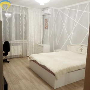 Одесса, Сурикова 2-ой переулок 2, продажа двухкомнатной квартиры, район Хаджибеевский...