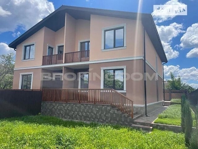 Продаж 2 поверхового будинку з ділянкою на 3 сотки, 137 кв. м, 4 кімнати, на вул. Садова 65
