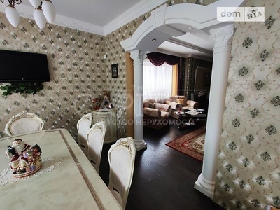 Продаж 3 поверхового будинку з ділянкою на 15 соток, 461 кв. м, 5 кімнат, на вул. Терещенківська