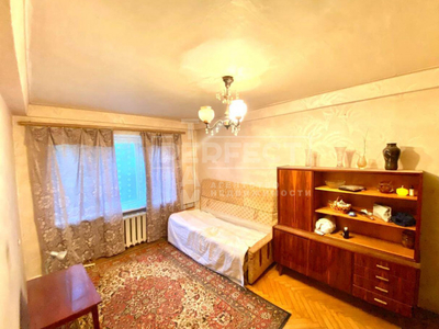 Продажа 2-комнатной квартиры 42 м², Голосеевский просп., 91