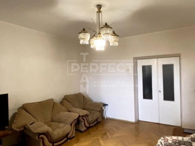 Продажа 4-комнатной квартиры 105 м², Дарницкий бул., 1А
